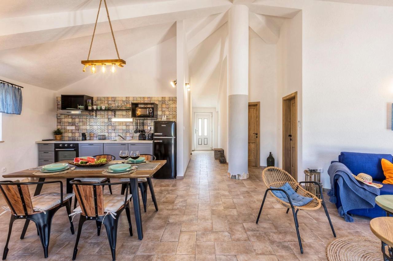 Island Getaway - Heritage House Mirce Zewnętrze zdjęcie