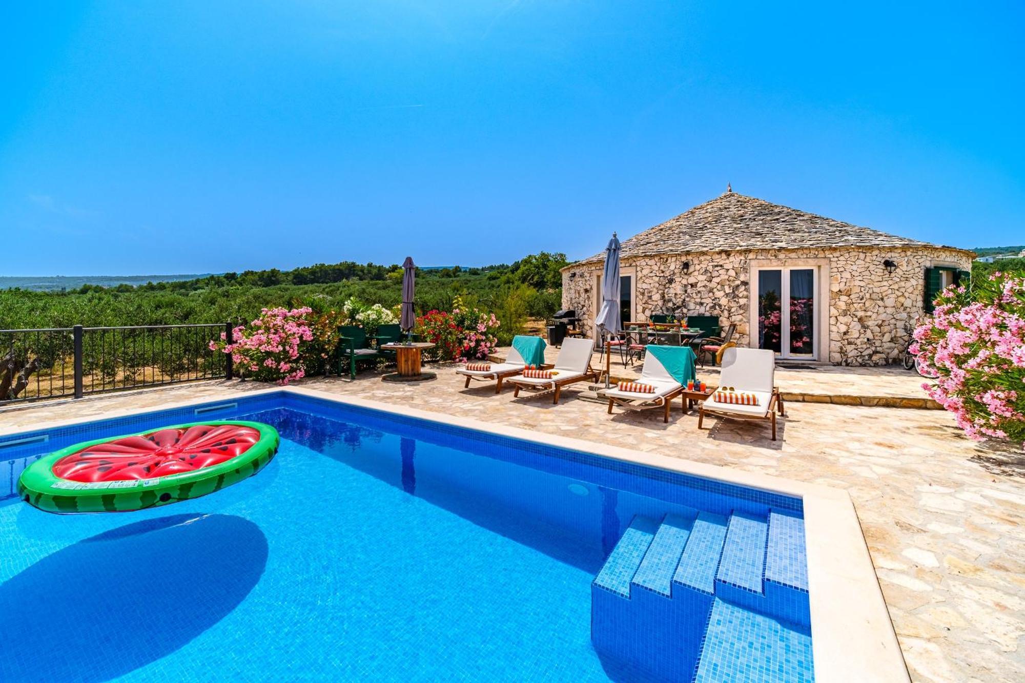 Island Getaway - Heritage House Mirce Zewnętrze zdjęcie